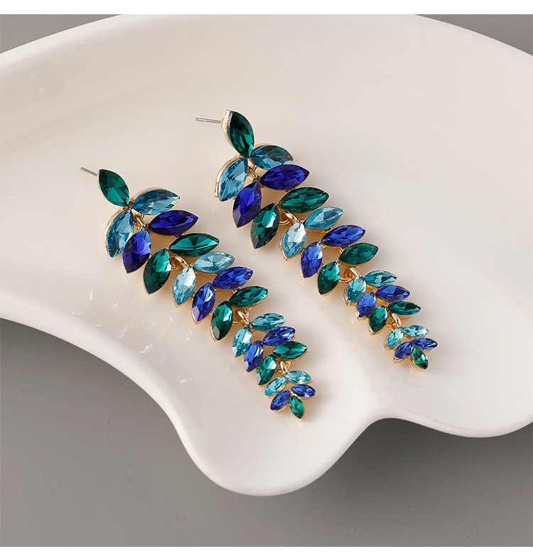 1 Pair Basic Modern Style Leaf Inlay Zinc Alloy Rhinestones Glass Drop Earrings display picture 4
