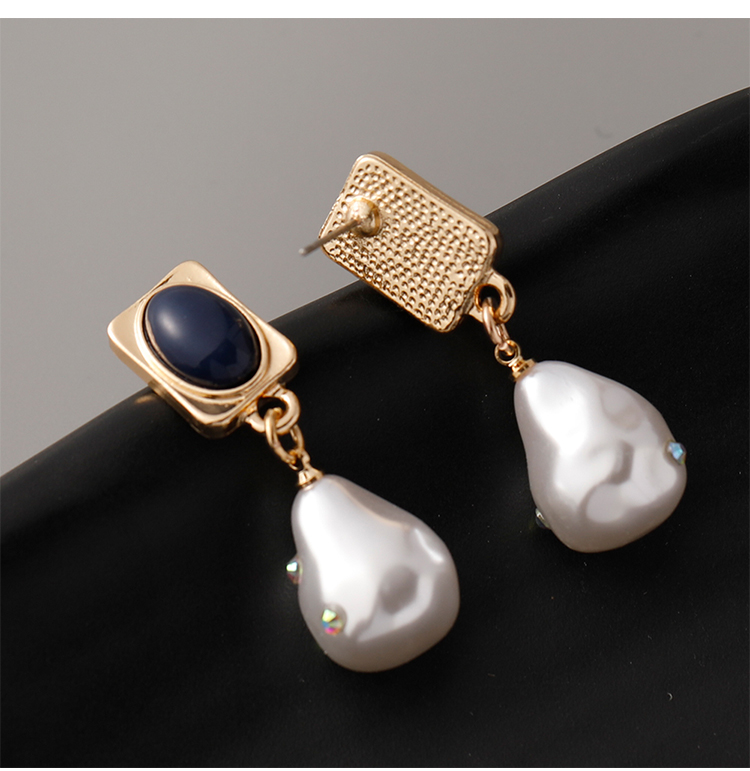 1 Pair Casual Vintage Style Geometric Inlay Artificial Pearl Zinc Alloy Glass Ear Studs display picture 2