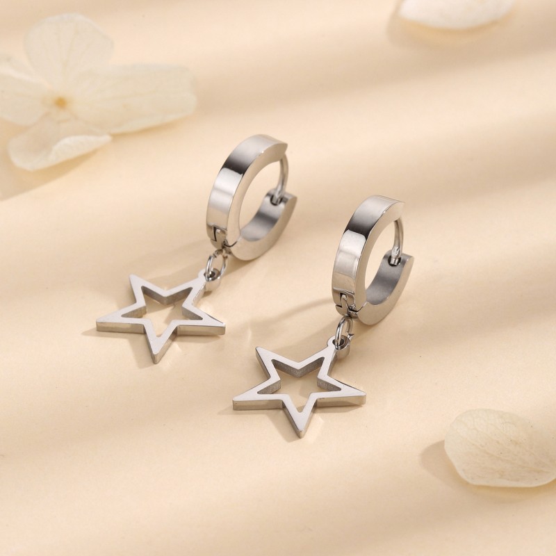 1 Pair Simple Style Star Titanium Steel 18K Gold Plated Drop Earrings display picture 3