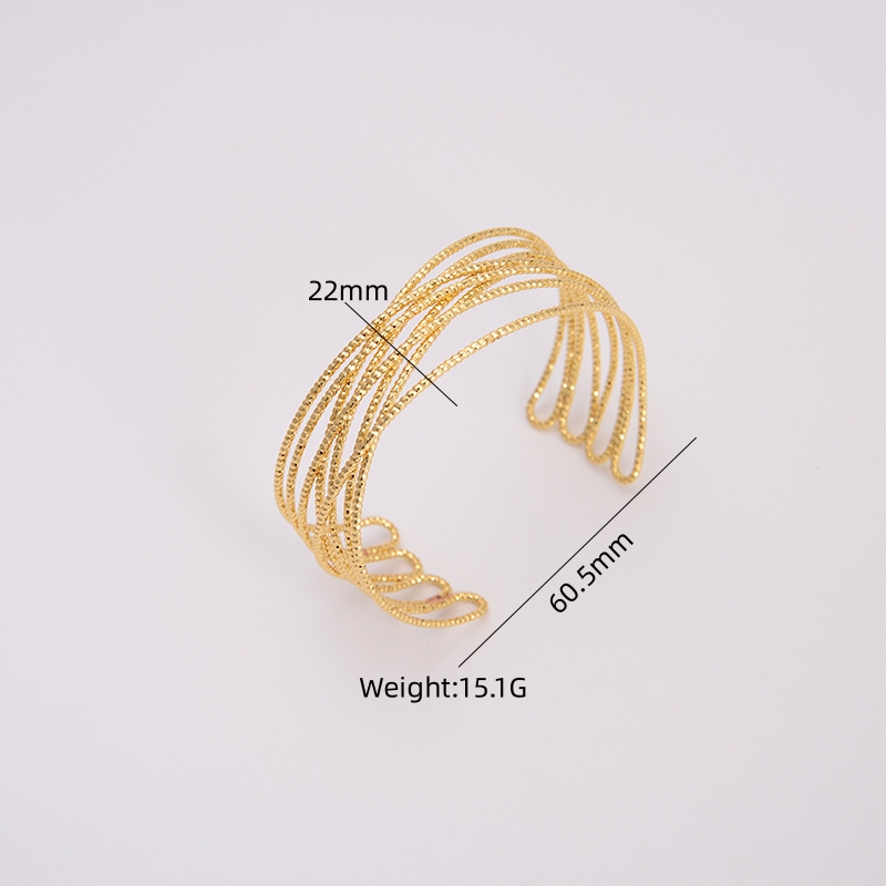 Copper 18K Gold Plated IG Style Vintage Style Exaggerated Criss Cross Stripe Plating Geometric Solid Color Wide Bracelet Bangle display picture 36