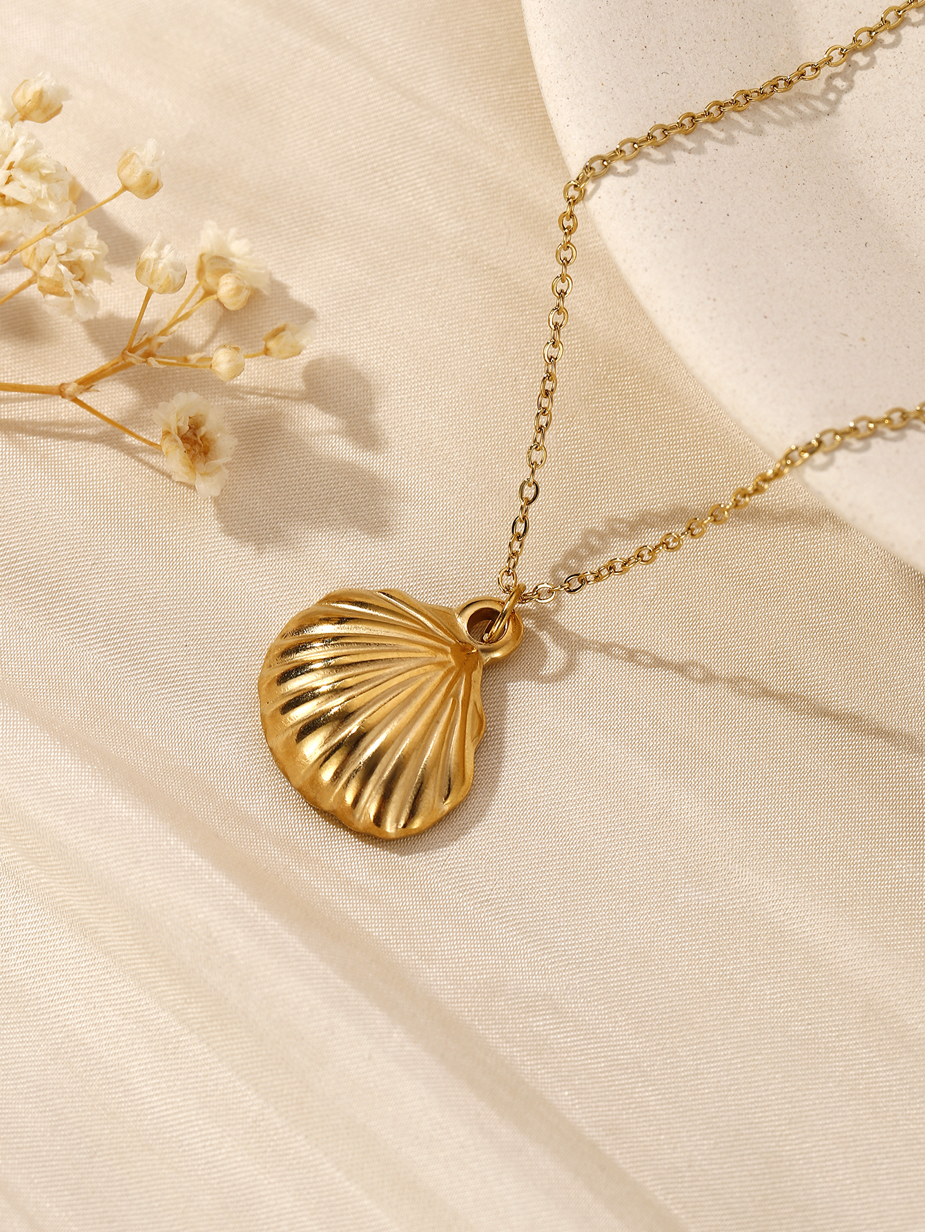 304 Stainless Steel 18K Gold Plated Hawaiian Vacation Tropical Plating Animal Heart Shape Shell Pendant Necklace display picture 20