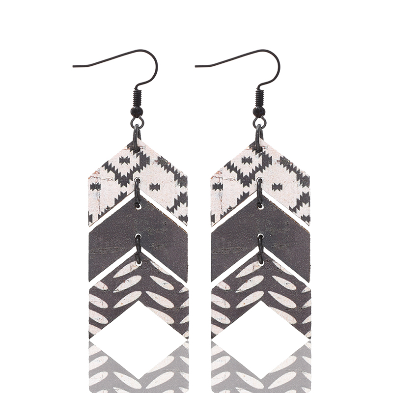 1 Pair Vintage Style Ethnic Style Geometric Patchwork Wood Drop Earrings display picture 3