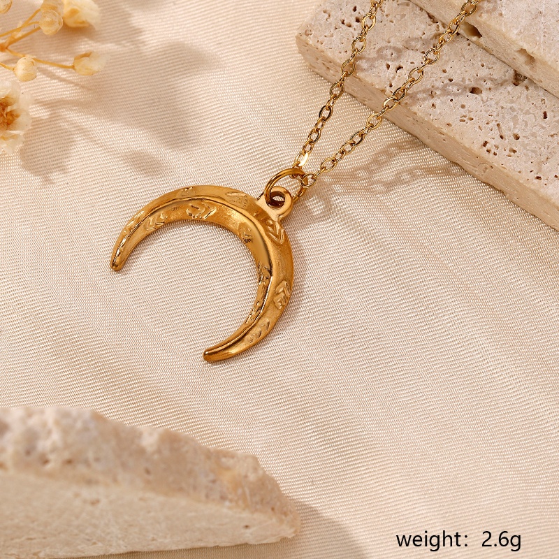 304 Stainless Steel 18K Gold Plated Hawaiian Marine Style Beach Plating Animal Moon Butterfly Pendant Necklace display picture 8
