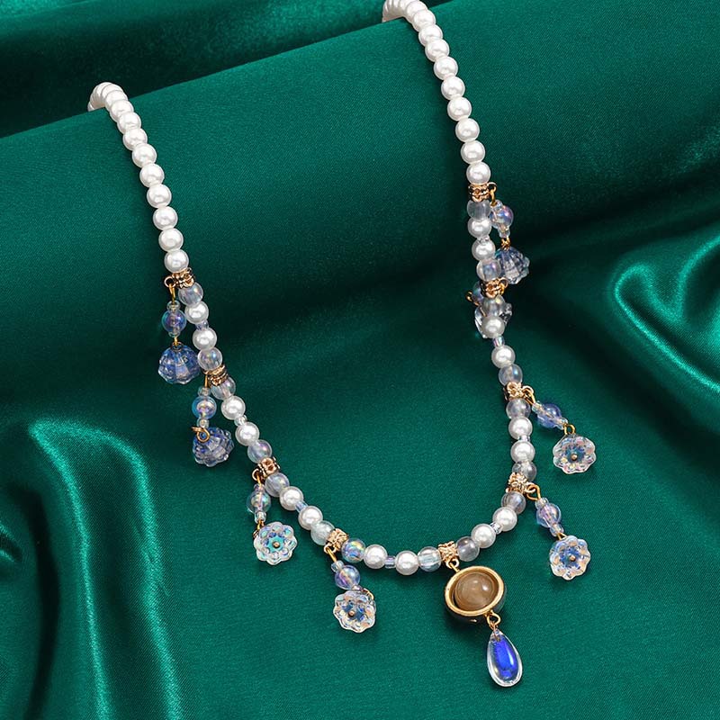 Elegant Lady Streetwear Tassel Flower Artificial Pearl Alloy Inlay Artificial Crystal Women's Pendant Necklace display picture 6