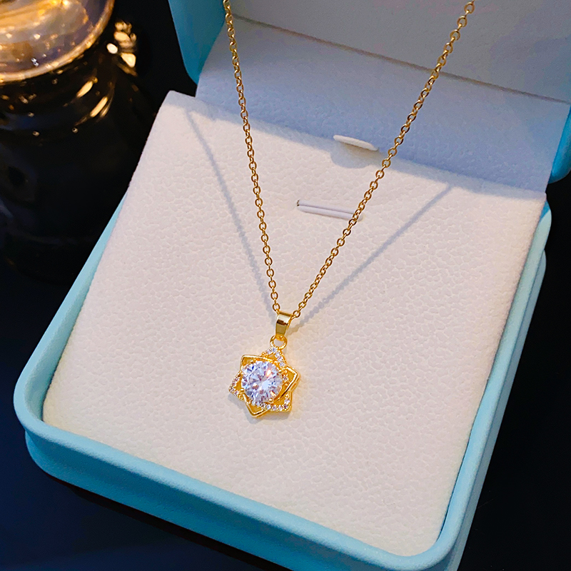 Wholesale Elegant Lady Star 304 Stainless Steel Copper Hollow Out Inlay 18K Gold Plated K Gold Plated Zircon Pendant Necklace display picture 5