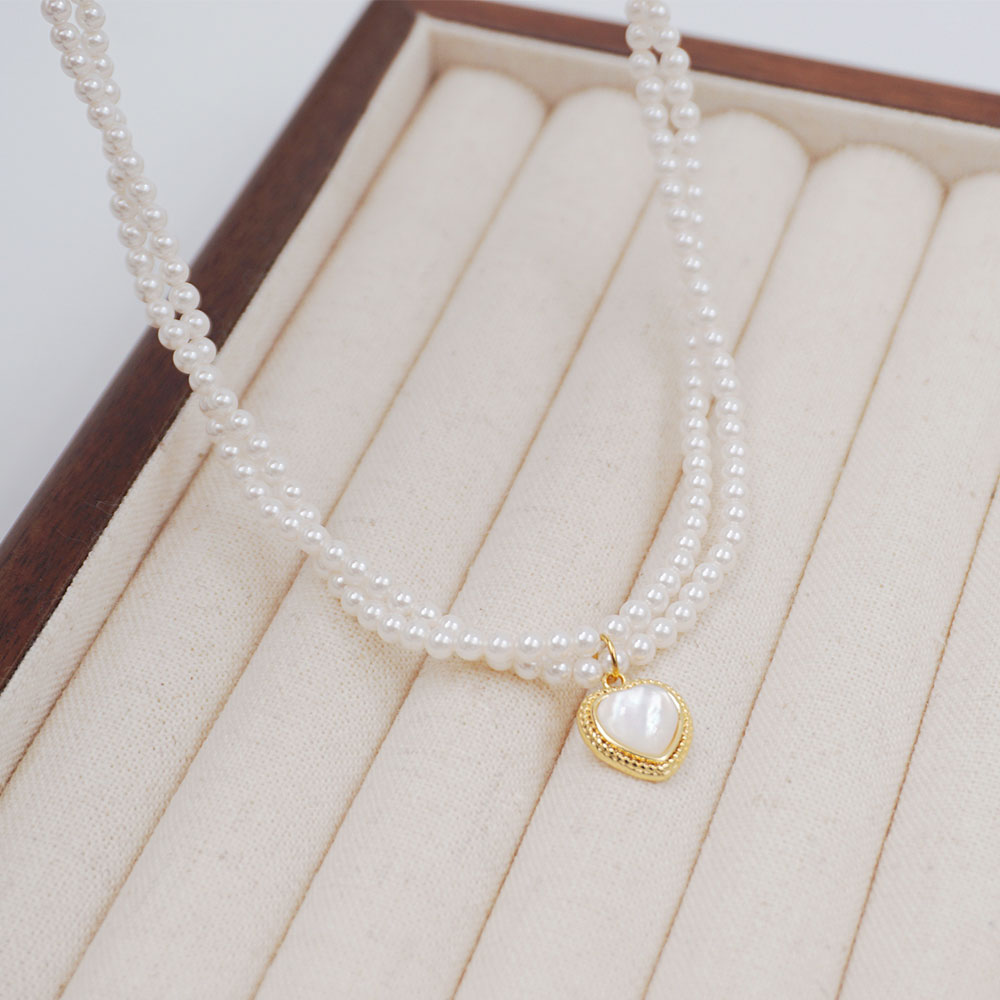 Elegant Glam Vintage Style Heart Shape Imitation Pearl Titanium Steel Copper Handmade Shell Gold Plated Women's Pendant Necklace display picture 6