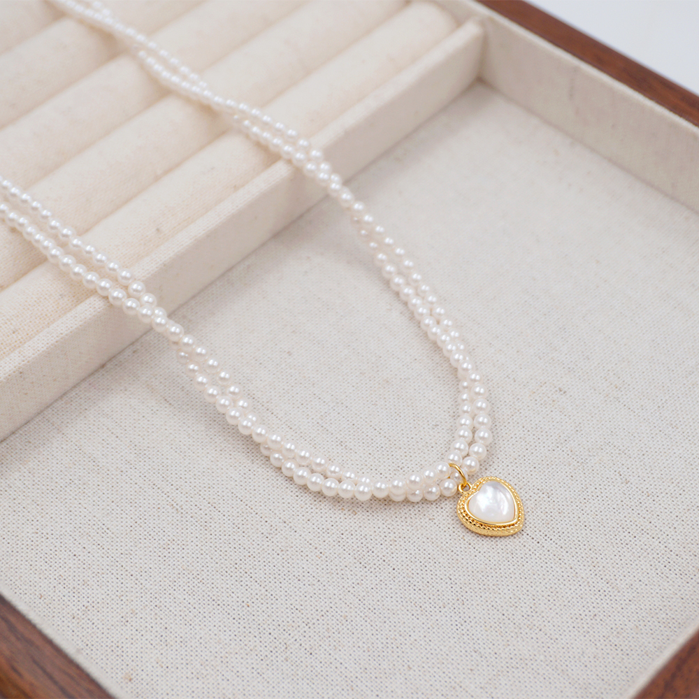 Elegant Glam Vintage Style Heart Shape Imitation Pearl Titanium Steel Copper Handmade Shell Gold Plated Women's Pendant Necklace display picture 3