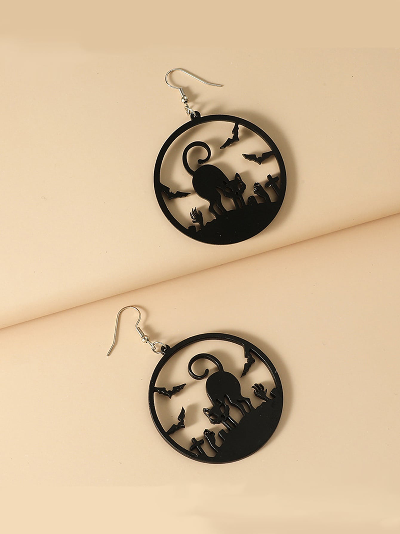 1 Pair Gothic Cool Style Cat Spider Bat Arylic Drop Earrings display picture 6