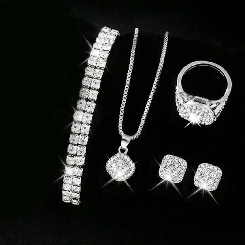 Elegant Shiny Geometric Artificial Diamond Alloy Wholesale Jewelry Set display picture 9