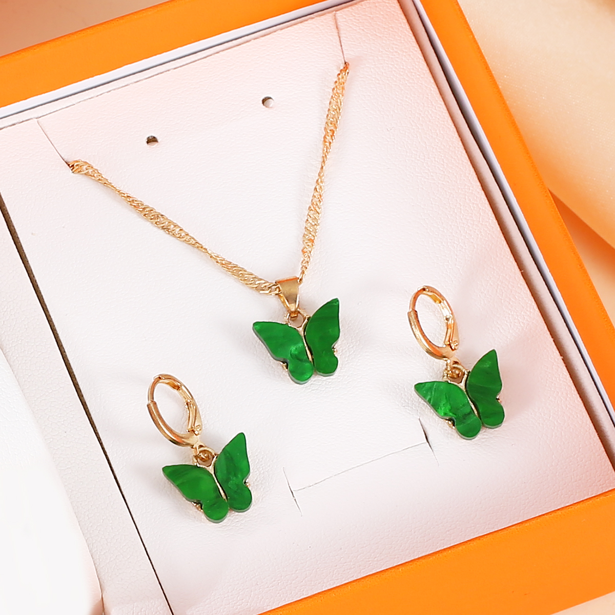 Elegant Shiny Butterfly Acrylic Alloy Wholesale Jewelry Set display picture 3