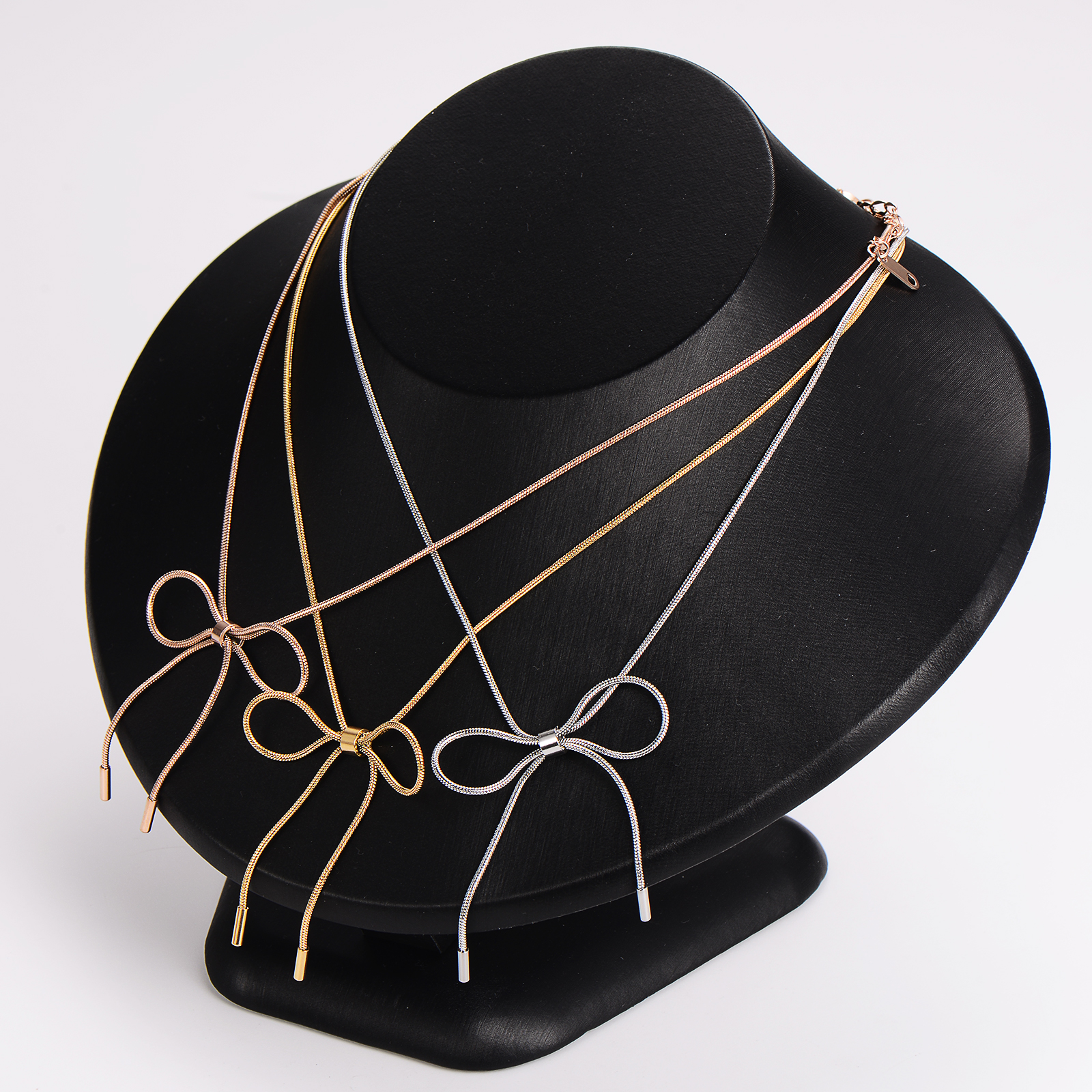 304 Stainless Steel 18K Gold Plated Rose Gold Plated Casual Cute Sweet Bow Knot Necklace display picture 6