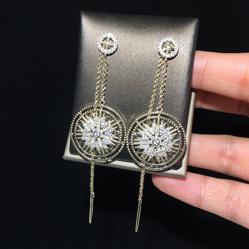 1 Pair Simple Style Shiny Snowflake Inlay Brass Zircon 14K Gold Plated Drop Earrings display picture 7