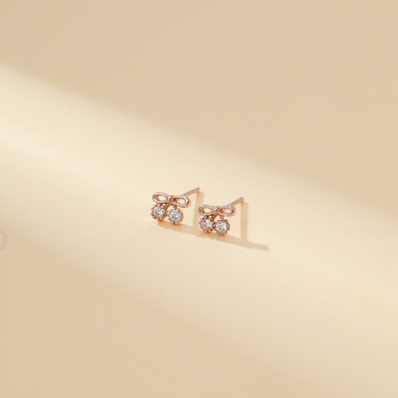 1 Pair Elegant Sweet Simple Style Cherry Hollow Out Inlay Copper Zircon Ear Studs display picture 4