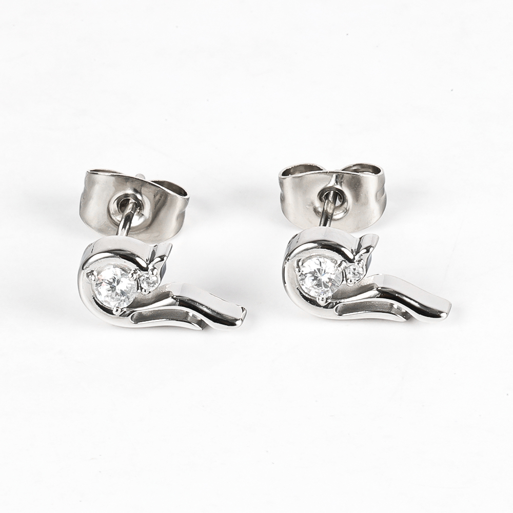 1 Pair Simple Style Classic Style Squirrel Polishing Inlay 304 Stainless Steel Zircon 18K Gold Plated Ear Studs display picture 1