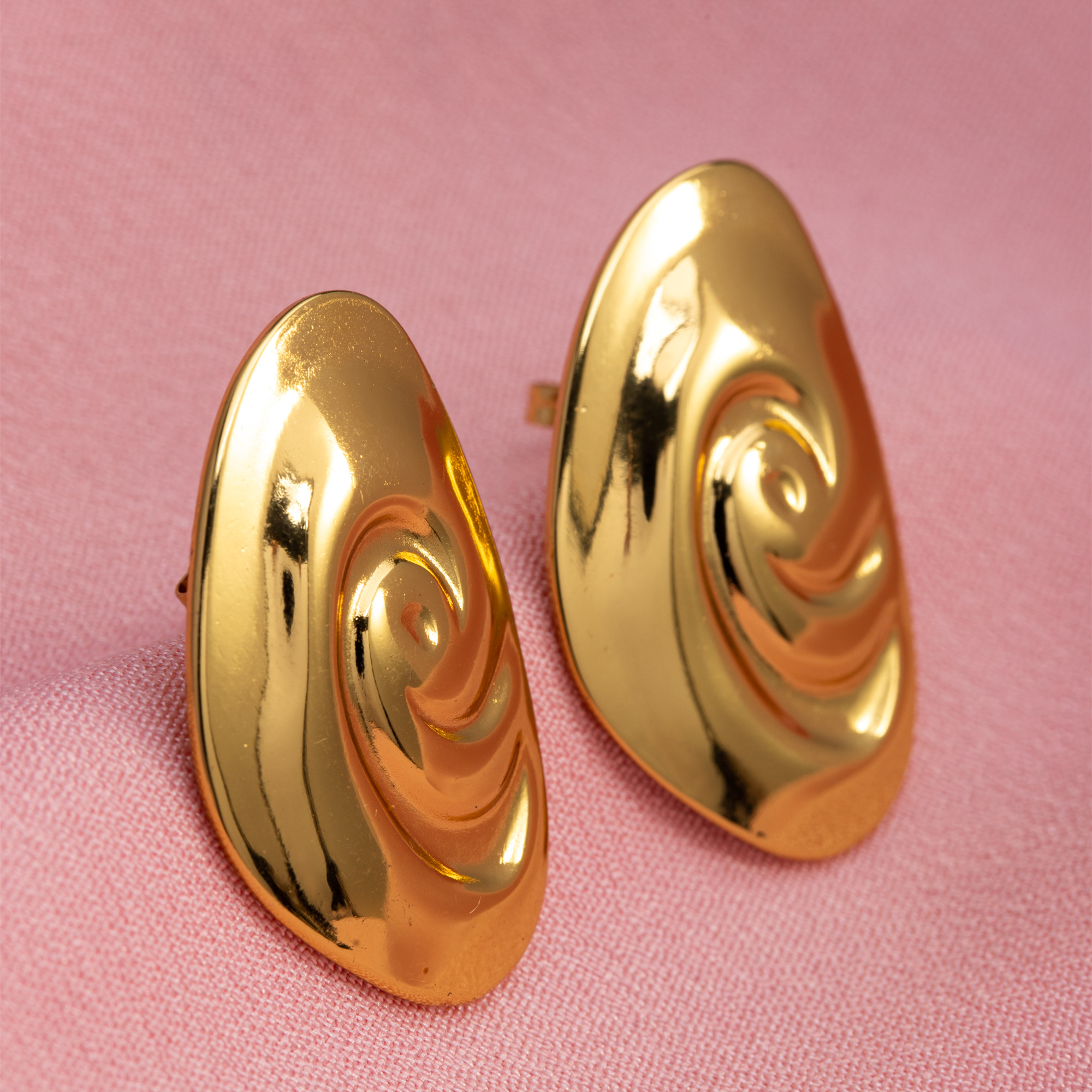 1 Pair Vintage Style Lady Classic Style Geometric Water Droplets Solid Color Plating 304 Stainless Steel 18K Gold Plated Ear Studs display picture 3