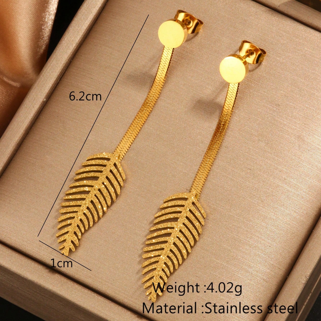 1 Pair Luxurious Solid Color Feather Plating Inlay 304 Stainless Steel Artificial Rhinestones 18K Gold Plated Drop Earrings display picture 3
