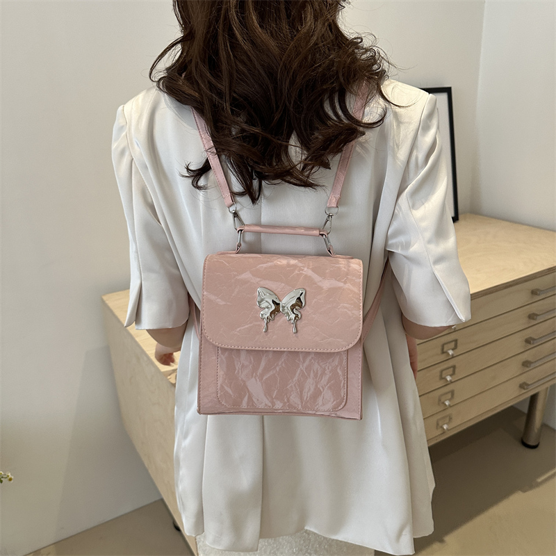 Women's Pu Leather Solid Color Vintage Style Classic Style Flip Cover Handbag display picture 11