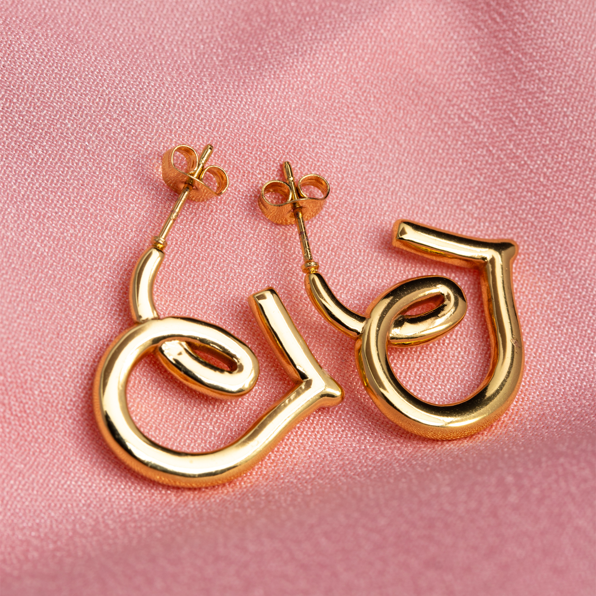 1 Pair Casual Vintage Style C Shape Geometric Heart Shape Plating 304 Stainless Steel 18K Gold Plated Ear Studs display picture 4