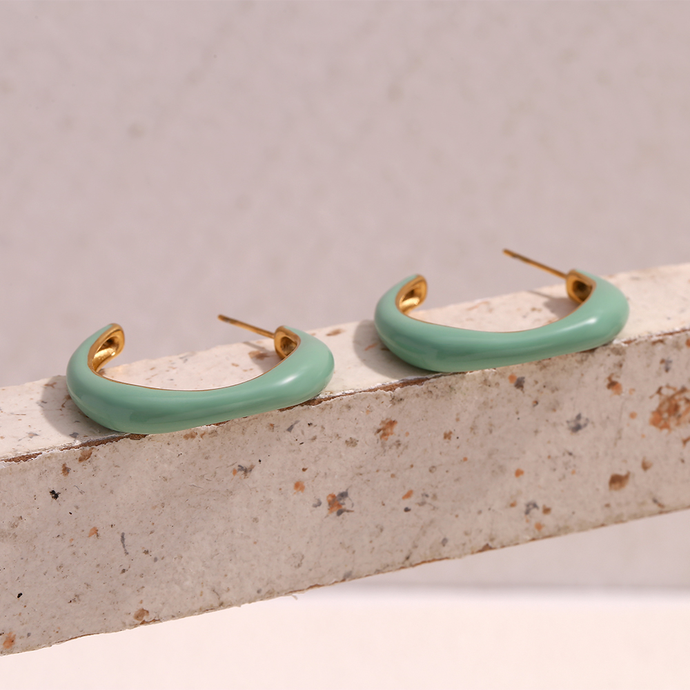 1 Pair Simple Style Classic Style C Shape Enamel 304 Stainless Steel 18K Gold Plated Ear Studs display picture 7