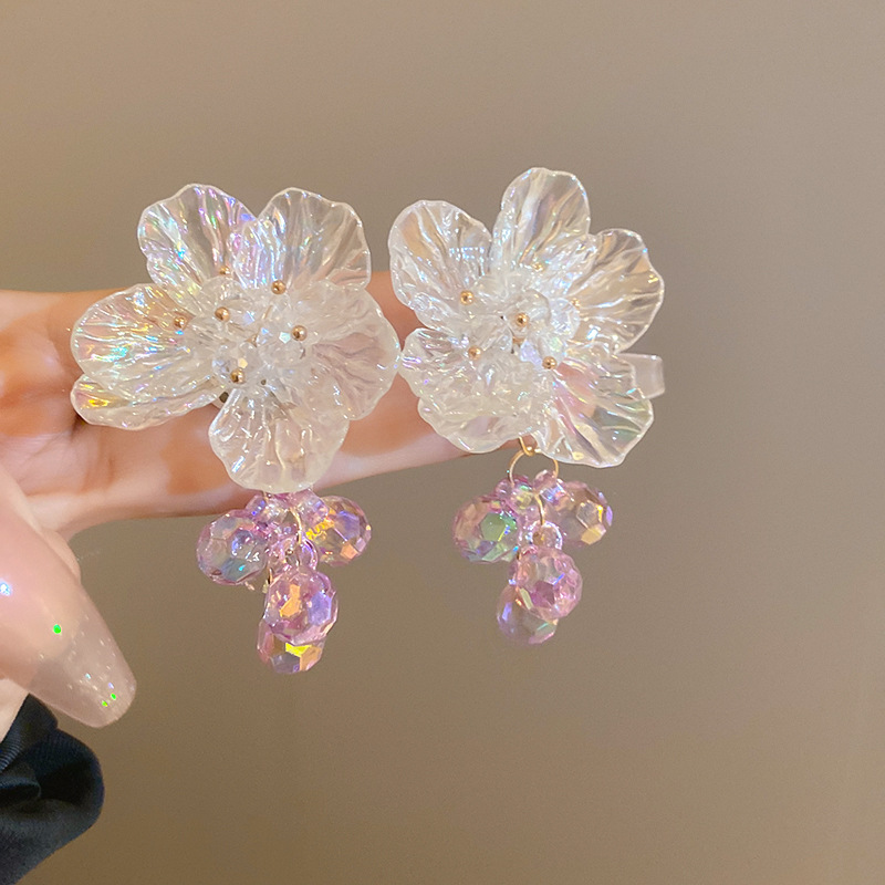 1 Pair Elegant Sweet Flower Crystal Arylic Drop Earrings display picture 7
