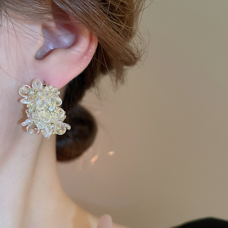 1 Pair Elegant Simple Style Flower Inlay Alloy Rhinestones Earrings display picture 2