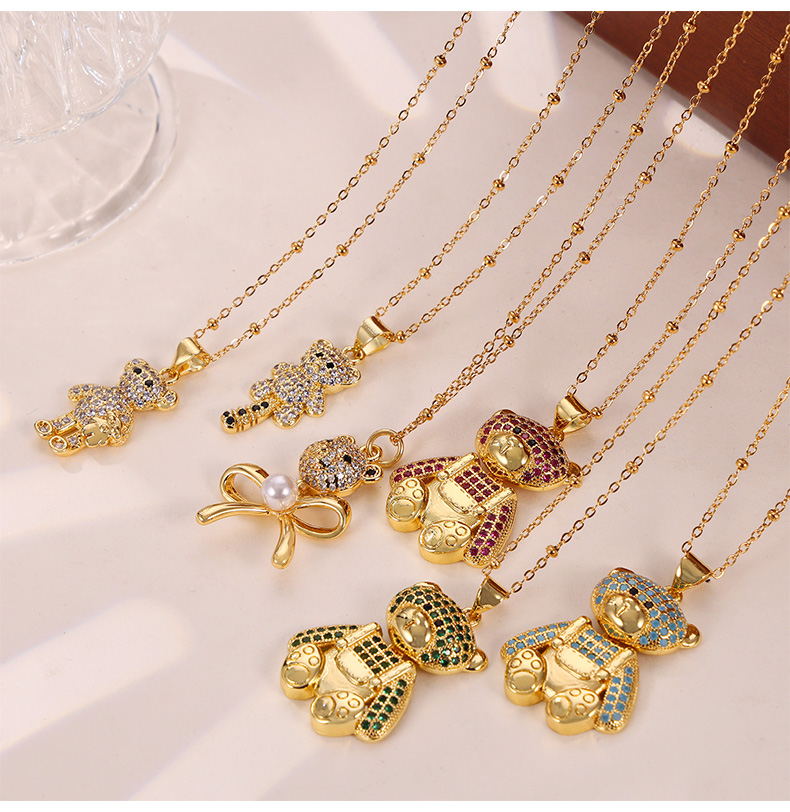 Wholesale Casual Elegant Simple Style Little Bear 304 Stainless Steel Rhinestone Copper Plating Inlay 18K Gold Plated Artificial Pearls Rhinestones Pendant Necklace display picture 2