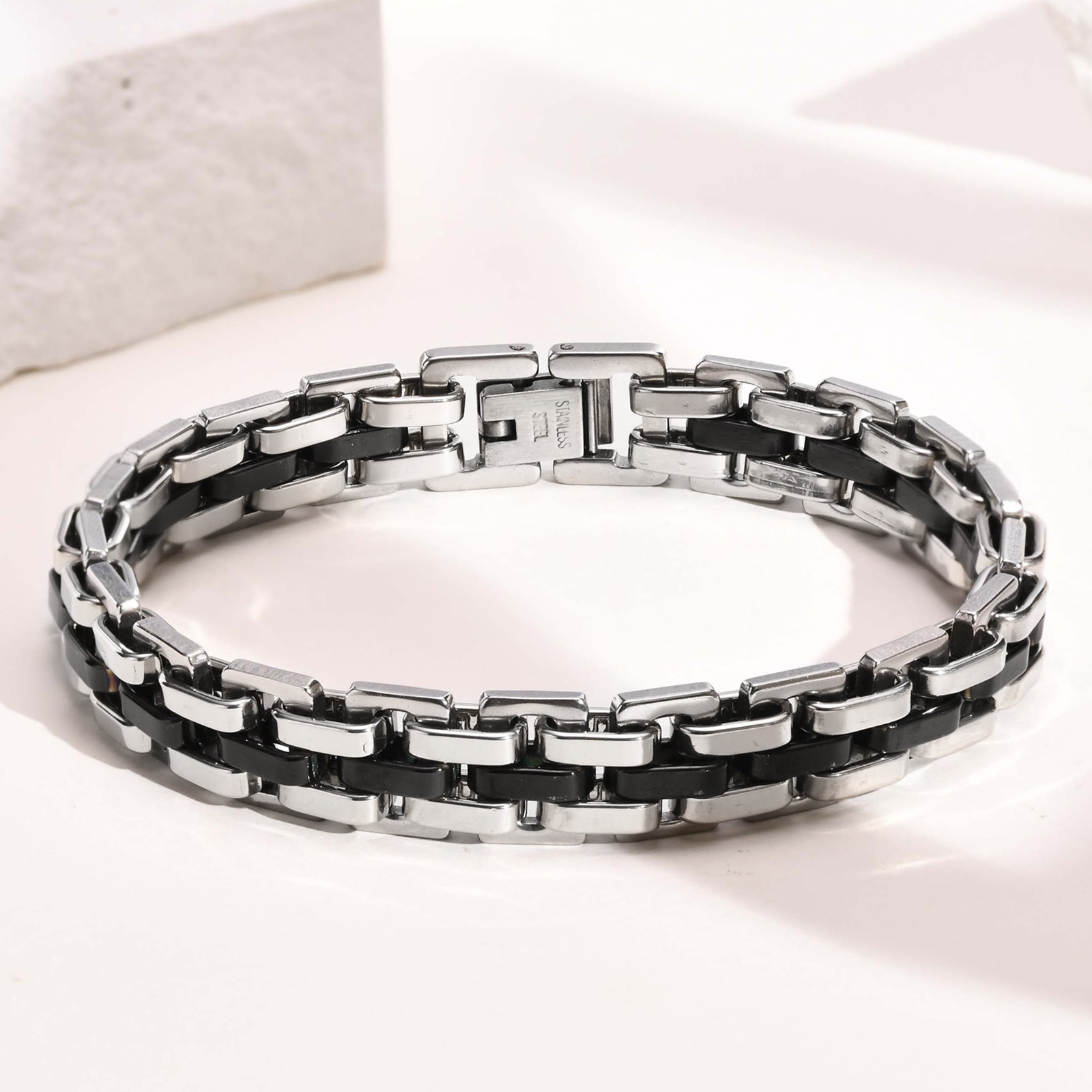 Simple Style Classic Style Color Block 201 Stainless Steel Men's Italian Charm Bracelets Bracelets display picture 3