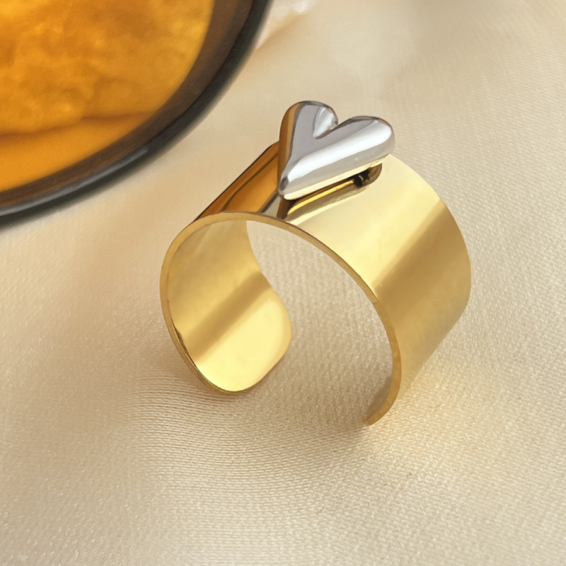 304 Stainless Steel 18K Gold Plated Elegant Glam Retro Shiny Metallic Heart Shape Open Rings display picture 6