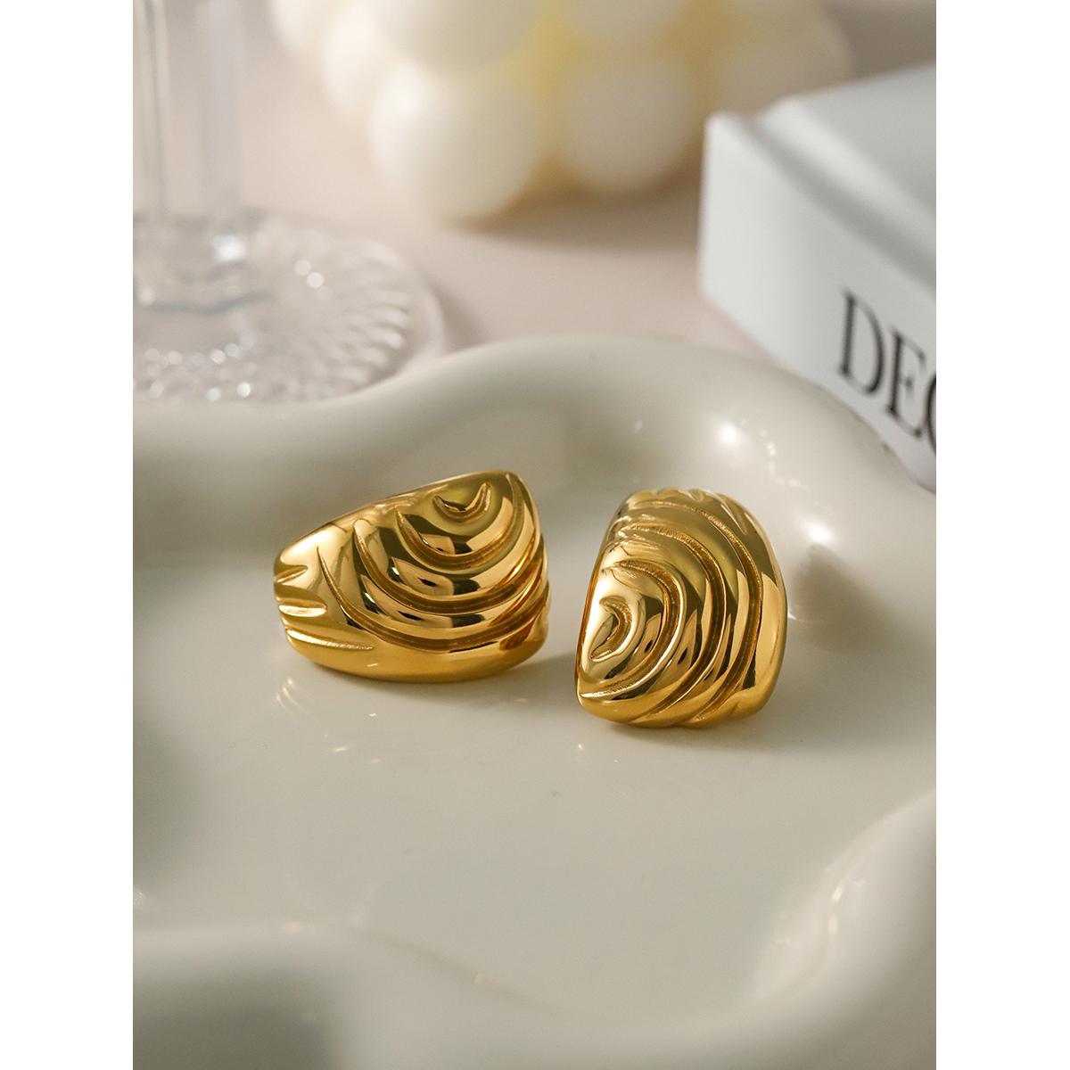 1 Pair IG Style Simple Style Spiral 316 Stainless Steel  18K Gold Plated Ear Studs display picture 4