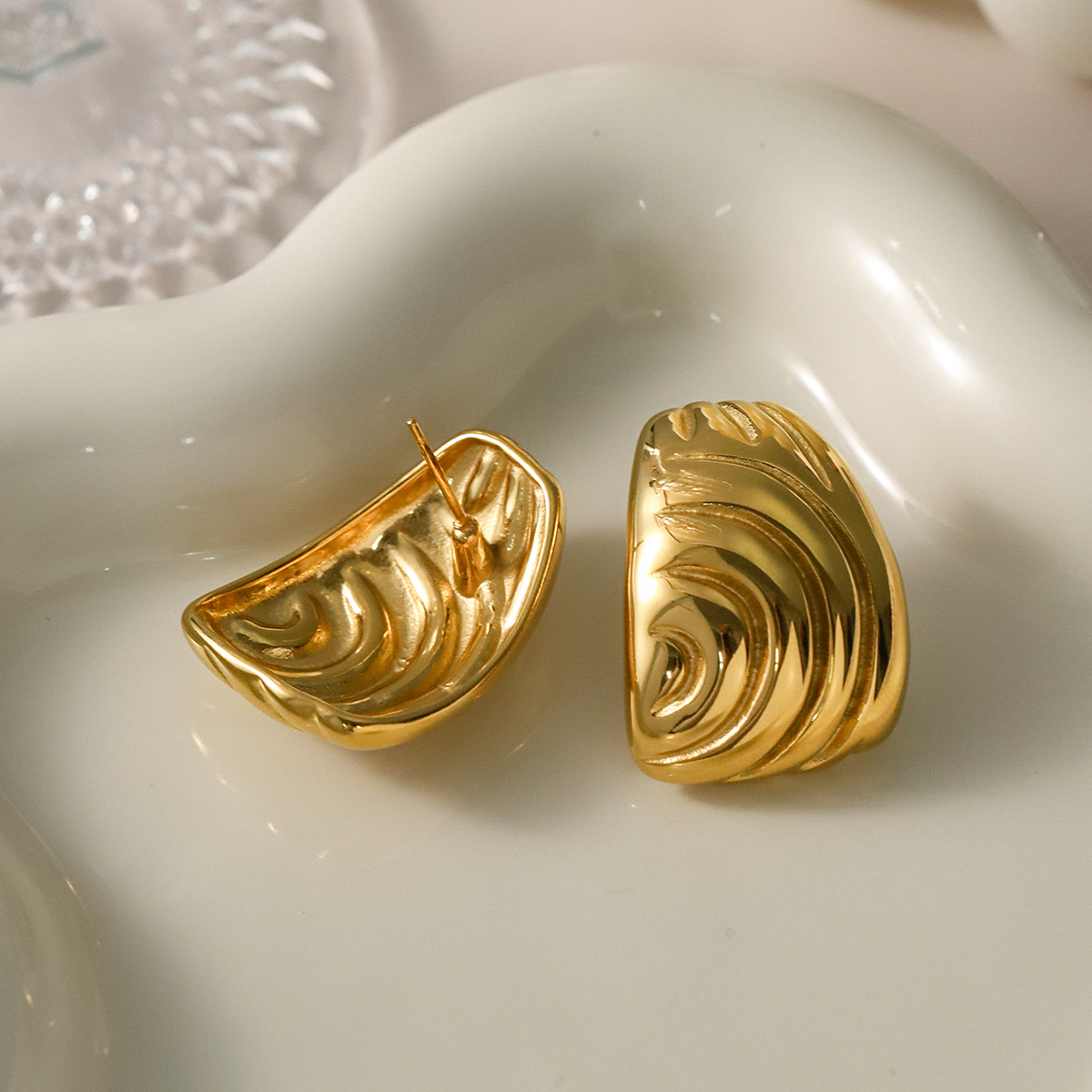 1 Pair IG Style Simple Style Spiral 316 Stainless Steel  18K Gold Plated Ear Studs display picture 5