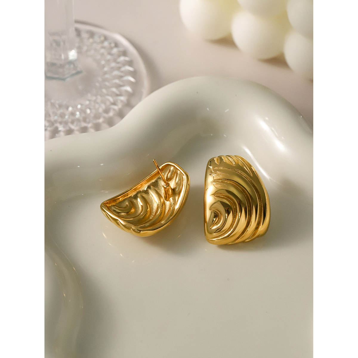 1 Pair IG Style Simple Style Spiral 316 Stainless Steel  18K Gold Plated Ear Studs display picture 9