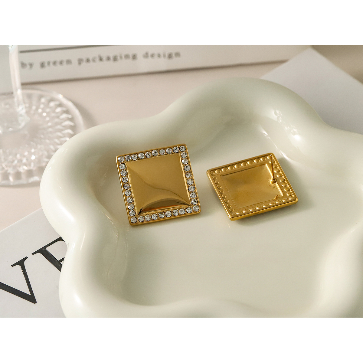 1 Pair IG Style Simple Style Square Inlay 316 Stainless Steel  Zircon 18K Gold Plated Ear Studs display picture 3