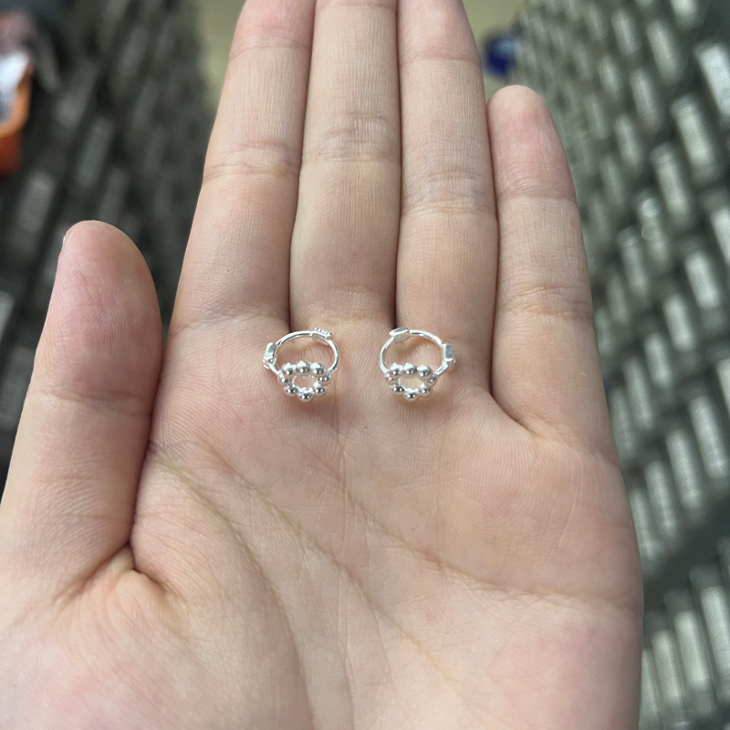 1 Paar Lässig Einfacher Stil Einfarbig Sterling Silber Ohrringe display picture 4