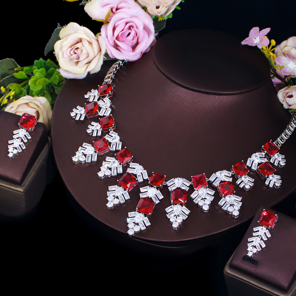 Copper White Gold Plated Elegant Shiny Inlay Water Droplets Flower Artificial Gemstones Jewelry Set display picture 4