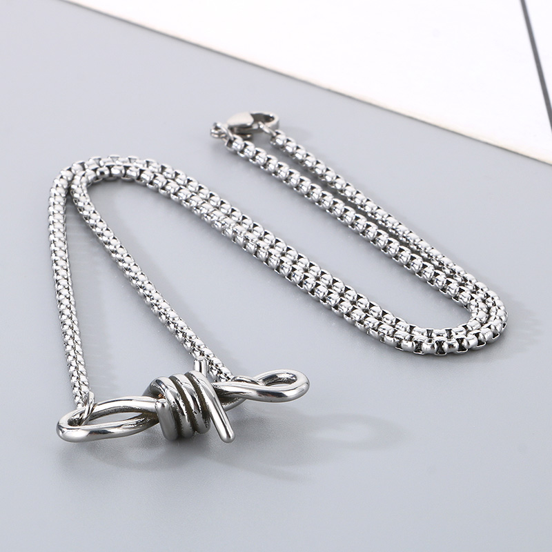 304 Stainless Steel Simple Style Knot Bracelets Necklace display picture 14