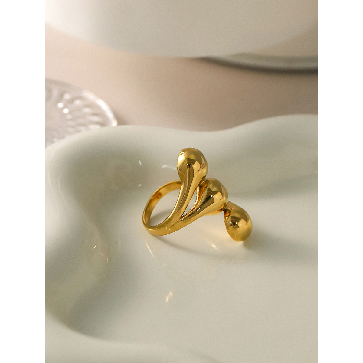 Edelstahl 316 18 Karat Vergoldet Einfacher Stil Klassischer Stil Überzug Einfarbig Ringe display picture 7