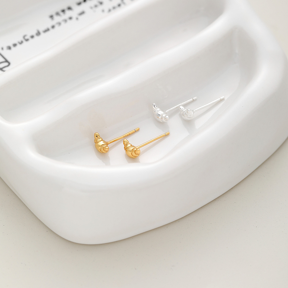 1 Pair Romantic Simple Style Geometric Sterling Silver Ear Studs display picture 4