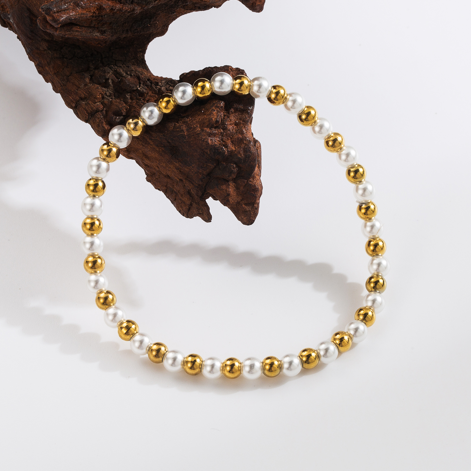 Basic Pendeln Einfarbig Edelstahl 304 Künstliche Perle 18 Karat Vergoldet Künstliche Perlen Armbänder In Masse display picture 6