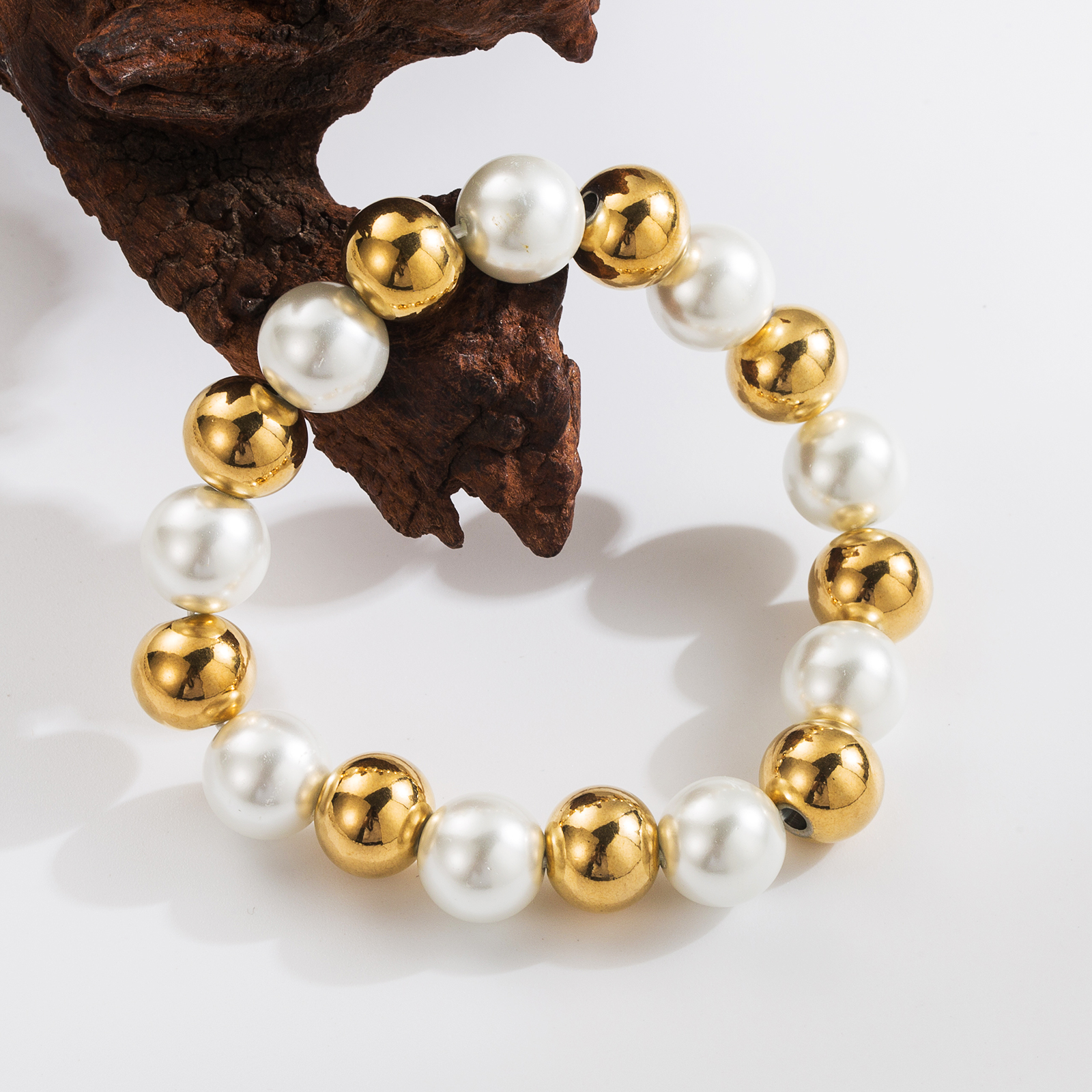 Basic Pendeln Einfarbig Edelstahl 304 Künstliche Perle 18 Karat Vergoldet Künstliche Perlen Armbänder In Masse display picture 10