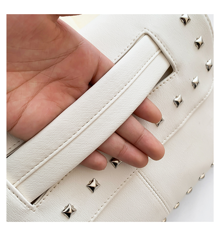 Women's Medium Pu Leather Solid Color Basic Classic Style Rivet Zipper Crossbody Bag display picture 2
