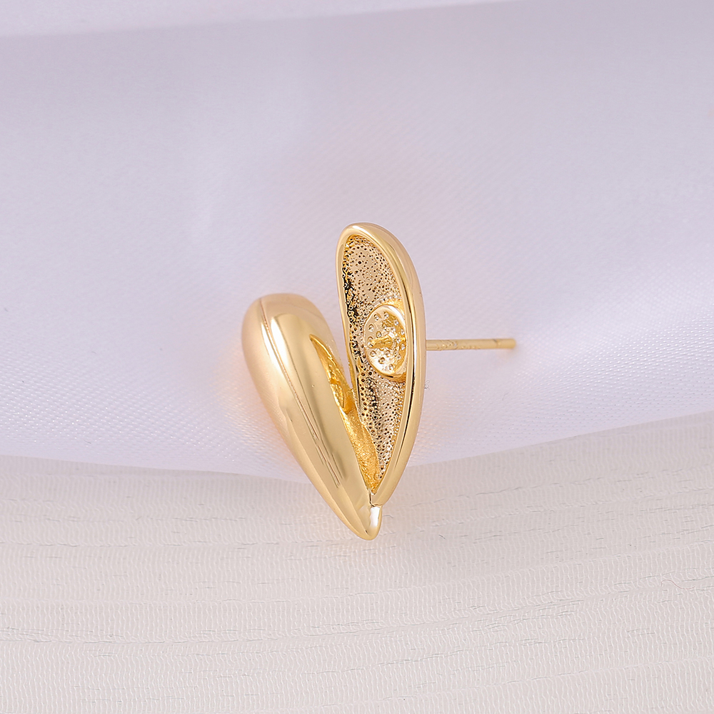 1 Pair 17 * 22mm Copper Zircon 18K Gold Plated Heart Shape Polished Earring Findings display picture 3