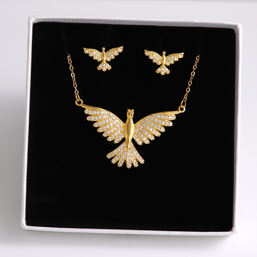 304 Stainless Steel Copper 18K Gold Plated Elegant Sweet Simple Style Plating Inlay Animal Eagle Butterfly Zircon Jewelry Set display picture 13