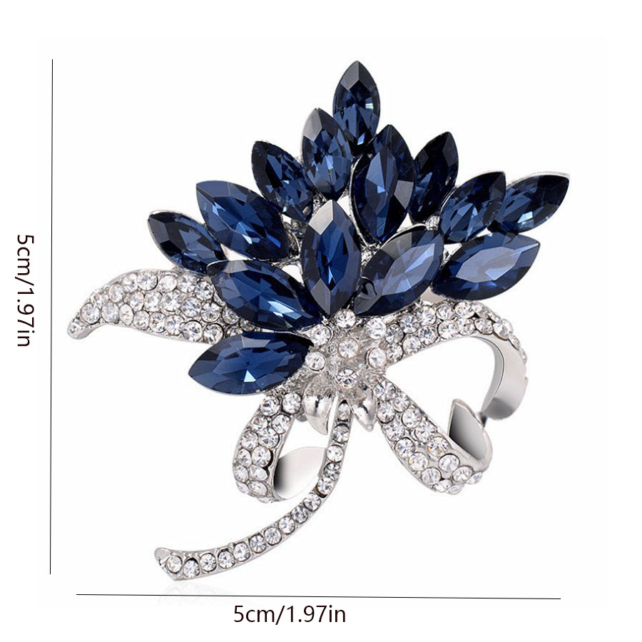 Elegant Vintage Style Color Block Alloy Inlay Artificial Diamond Women's Brooches display picture 2