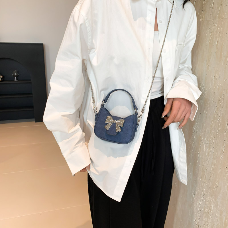 امرأة جلد غير حقيقي اللون الصامد عقدة القوس النمط الكلاسيكي خيوط الخياطة مشبك مغناطيسي حقيبة يد display picture 2