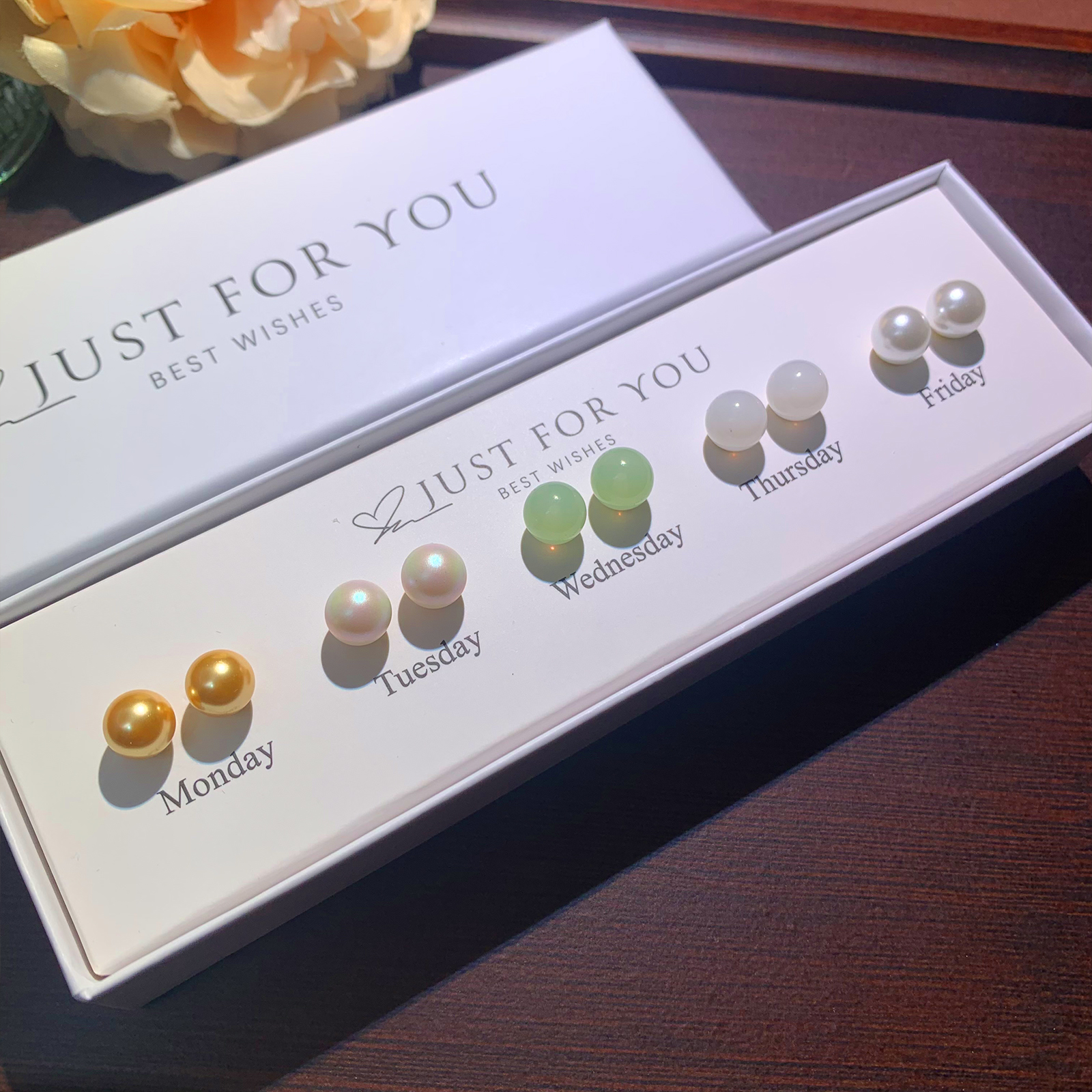 Copper 14K Gold Plated K Gold Plated Silver Plated Elegant Simple Style Commute Inlay Circle Round Round Dots Artificial Pearls Zircon Ear Studs display picture 6