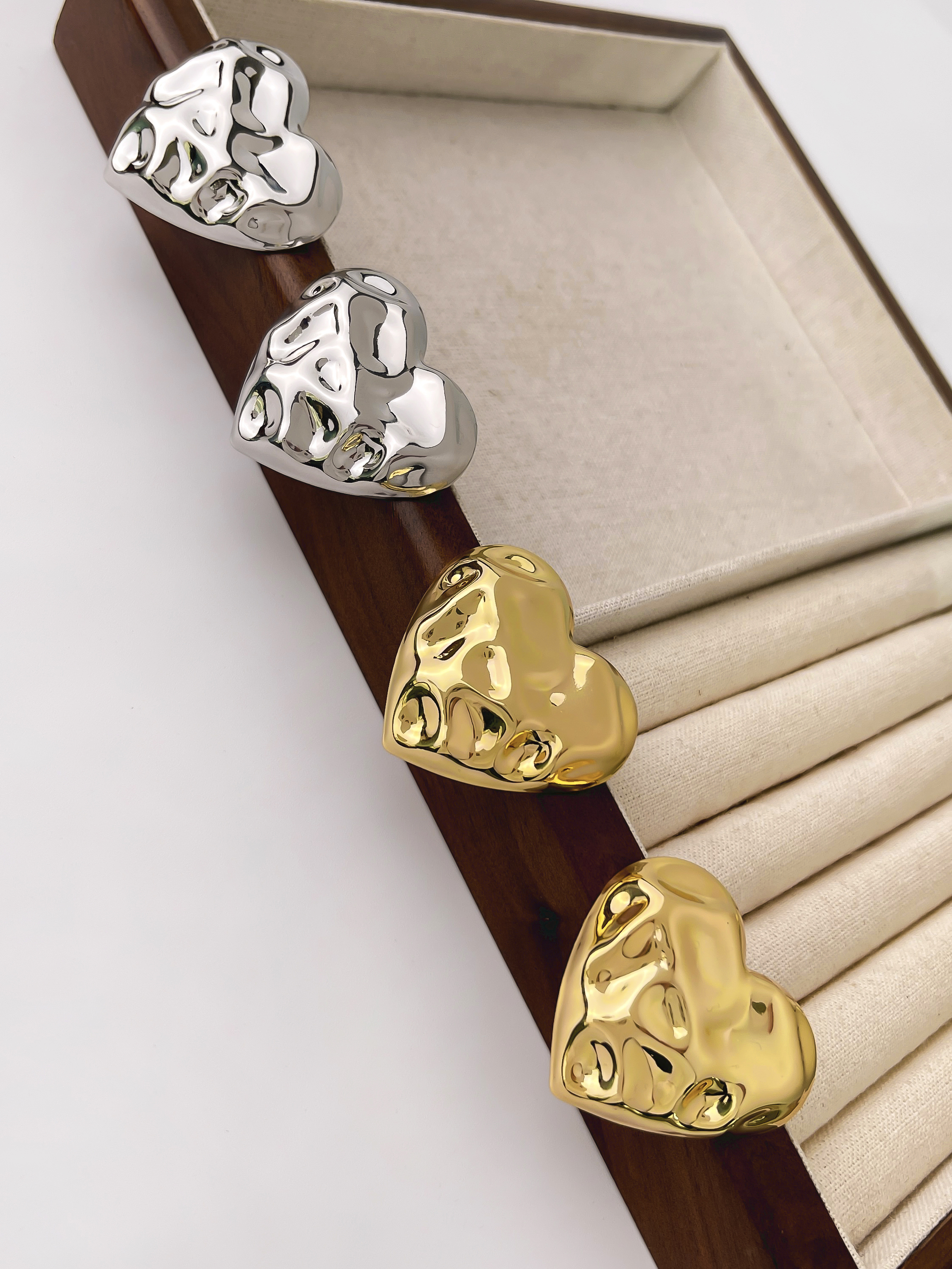 1 Paar Einfacher Stil Klassischer Stil Herzform Überzug Kupfer 18 Karat Vergoldet Ohrstecker display picture 5