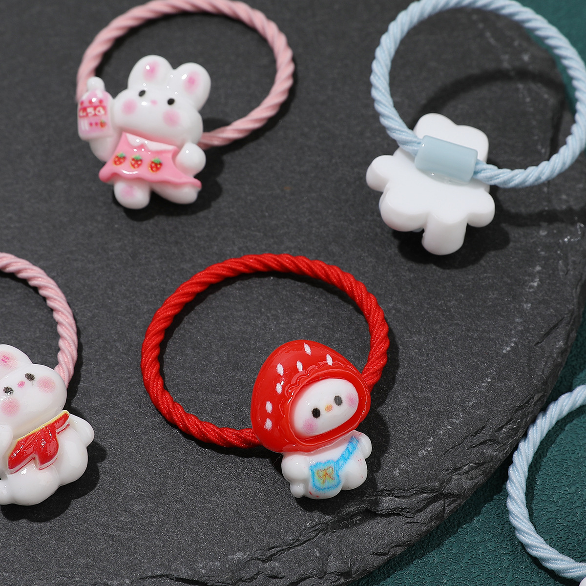 Kid'S Cartoon Style Cute Sweet Bear Plastic Rubber Band Hair Tie display picture 5
