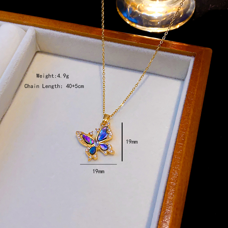 Wholesale Elegant Shiny Heart Shape Butterfly 304 Stainless Steel Copper Plating Inlay 18K Gold Plated Acrylic Zircon Pendant Necklace display picture 1
