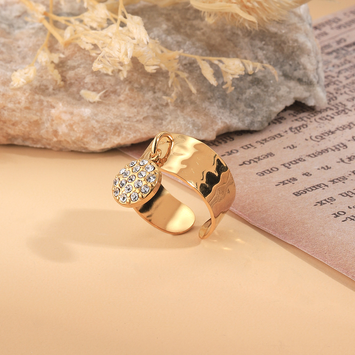 304 Stainless Steel 14K Gold Plated Simple Style Heart Shape Zircon Charm Rings display picture 10