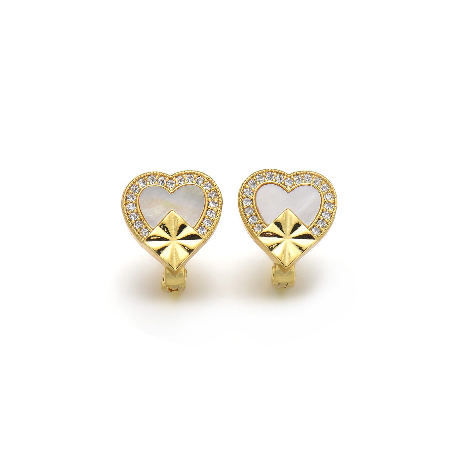 1 Par Elegante Básico Señora Forma De Corazón Mariposa Embutido Cobre Circón Chapados en oro de 18k Pendientes De Gota display picture 5